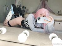 Belle Delphine OF-2022