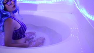 Nicole Eden - W A T E R