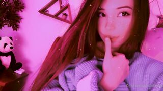 Belle Delphine   08 07 2020 Use Me (1)