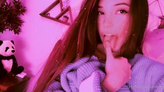 Belle Delphine   08 07 2020 Use Me (1)