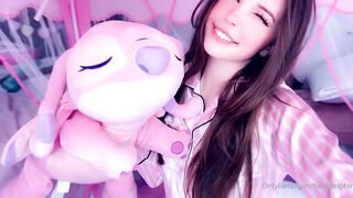 Belle Delphine   21 08 2020 New Pyjamas (6)