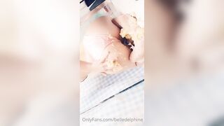 Belle Delphine   31 10 2020 Food and Balloons (33)