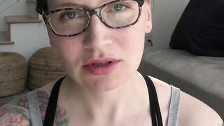 Bettie Bondage - I Dream of Mommy.mp4