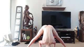 Haley Ryder -    Strip Yoga and squirting