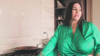 Korina Kova - Stepmom Wants a Wedding