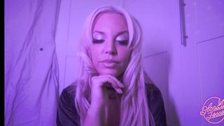 Blondie Fesser - Halloween JOI