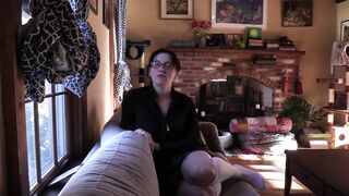 Bettie Bondage - Dry Hump Bet