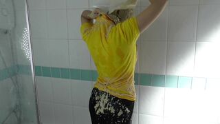 Bad Dolly - Polo Shirt Wam Food Sploshing