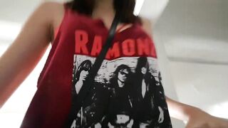 misssweetteen - Cum Play In The Garage Of The Market