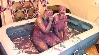 harmonyreigns - Messy Wrestle