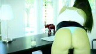 Alyssa Reece - She Hulk Cant Be Stopped Special Effects