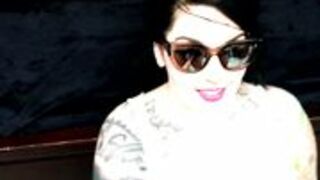 Gaberiella - Cumshot On My Shades POV Facial