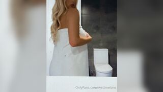 Wetmelons - Video 34 Show Tits